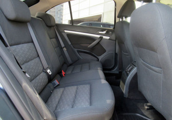 Подержанный автомобиль Skoda Octavia Liftback 2013 года (11 фото)