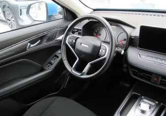 Подержанный автомобиль Haval Jolion 2021 года (12 фото)