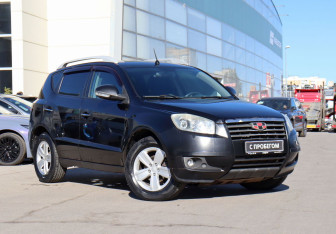 Подержанный автомобиль Geely Emgrand X7 2014 года (3 фото)