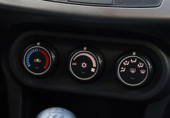Подержанный автомобиль Mitsubishi Lancer Sedan 2008 года (15 фото)