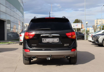 Подержанный автомобиль Hyundai ix55 2013 года (6 фото)