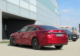 Подержанный автомобиль Mazda 6 Sedan 2019 года (7 фото)
