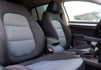 Подержанный автомобиль Skoda Superb Liftback 2012 года (17 фото)