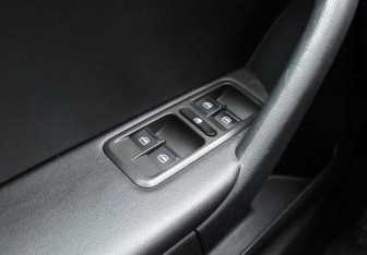 Подержанный автомобиль Skoda Yeti 2015 года (14 фото)