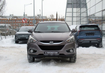 Подержанный автомобиль Hyundai ix35 2014 года (2 фото)