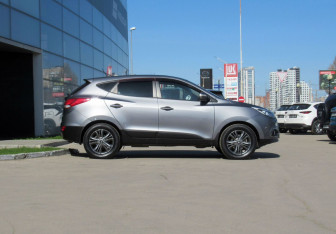 Подержанный автомобиль Hyundai ix35 2013 года (4 фото)