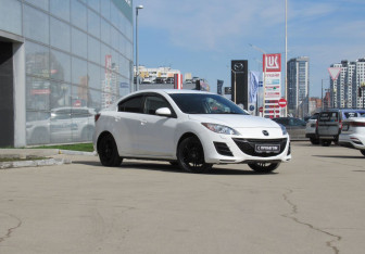 Подержанный автомобиль Mazda 3 Sedan 2011 года (3 фото)