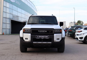 Подержанный автомобиль Toyota Land Cruiser Prado 2024 года (2 фото)