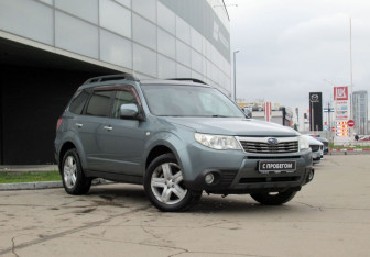 Подержанный автомобиль Subaru Forester Suv 2008 года (3 фото)