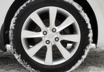 Подержанный автомобиль Hyundai Solaris Sedan 2011 года (9 фото)