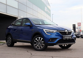 Подержанный автомобиль Renault Arkana 2022 года (3 фото)