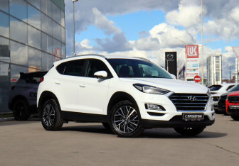Подержанный автомобиль Hyundai Tucson 2018 года (3 фото)