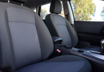 Подержанный автомобиль Nissan Qashqai 2012 года (9 фото)