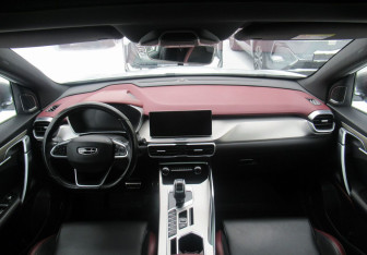 Подержанный автомобиль Geely Coolray 2020 года (15 фото)