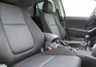 Подержанный автомобиль Mazda CX-5 2013 года (11 фото)