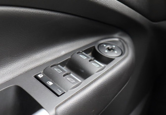 Подержанный автомобиль Ford Kuga 2017 года (14 фото)