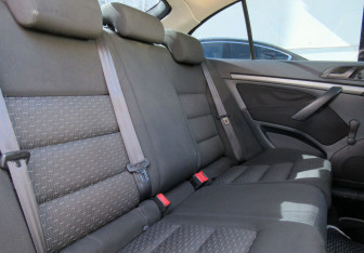 Подержанный автомобиль Skoda Octavia Liftback 2010 года (11 фото)