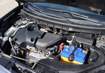 Подержанный автомобиль Nissan X-Trail 2012 года (18 фото)