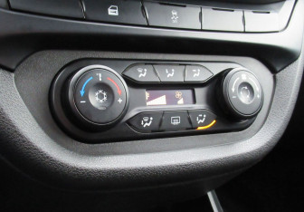 Подержанный автомобиль LADA (ВАЗ) Vesta Sedan 2016 года (13 фото)