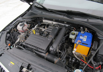 Подержанный автомобиль Skoda Octavia Wagon 2013 года (9 фото)