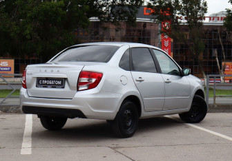 Подержанный автомобиль LADA (ВАЗ) Granta Sedan 2024 года (5 фото)