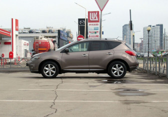 Подержанный автомобиль Nissan Murano Suv 2012 года (8 фото)