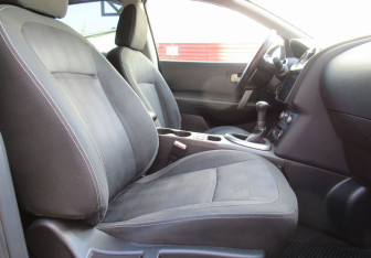 Подержанный автомобиль Nissan Qashqai 2010 года (10 фото)