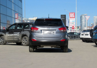 Подержанный автомобиль Hyundai ix35 2013 года (6 фото)