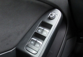 Подержанный автомобиль Audi A5 Liftback 2011 года (10 фото)