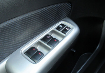 Подержанный автомобиль Subaru Forester Suv 2008 года (20 фото)