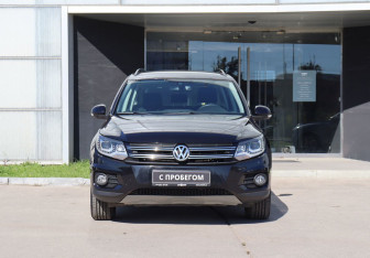 Подержанный автомобиль Volkswagen Tiguan 2013 года (2 фото)