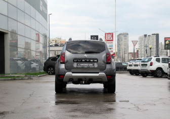 Подержанный автомобиль Renault Duster 2020 года (6 фото)