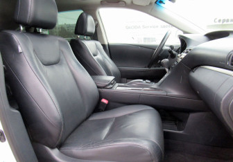 Подержанный автомобиль Lexus RX 2014 года (11 фото)