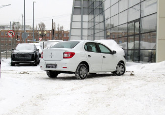 Подержанный автомобиль Renault Logan Sedan 2020 года (5 фото)