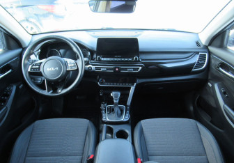 Подержанный автомобиль Kia Seltos 2022 года (22 фото)