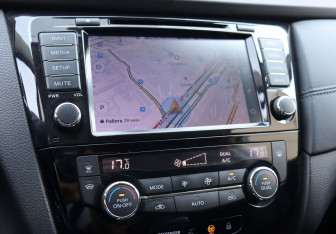 Подержанный автомобиль Nissan Qashqai 2019 года (17 фото)