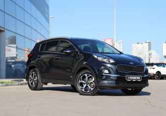 Подержанный автомобиль Kia Sportage 2018 года (3 фото)