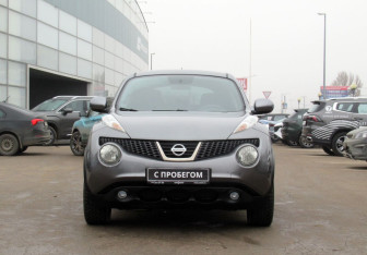 Подержанный автомобиль Nissan Juke 2011 года (2 фото)