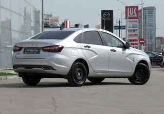 Подержанный автомобиль LADA (ВАЗ) Vesta Sedan 2024 года (5 фото)