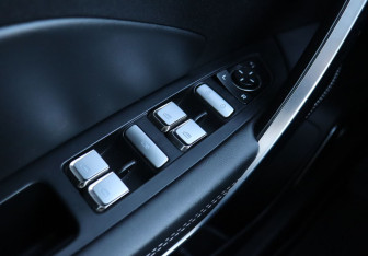 Подержанный автомобиль Geely Atlas Pro 2023 года (20 фото)