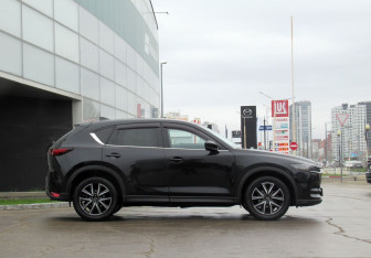 Подержанный автомобиль Mazda CX-5 2018 года (4 фото)