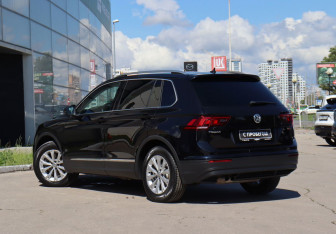 Подержанный автомобиль Volkswagen Tiguan 2018 года (7 фото)