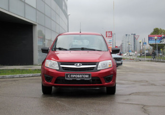 Подержанный автомобиль LADA (ВАЗ) Granta Liftback 2017 года (2 фото)