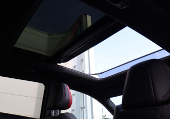 Подержанный автомобиль Geely Coolray 2024 года (16 фото)