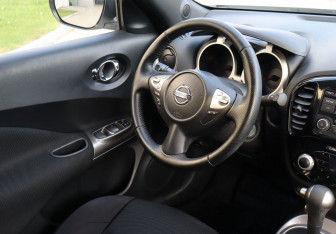 Подержанный автомобиль Nissan Juke 2013 года (15 фото)