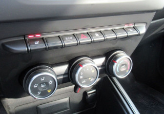 Подержанный автомобиль Renault Duster 2021 года (16 фото)