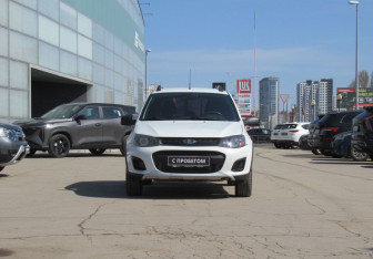 Подержанный автомобиль LADA (ВАЗ) Kalina Wagon 2016 года (2 фото)