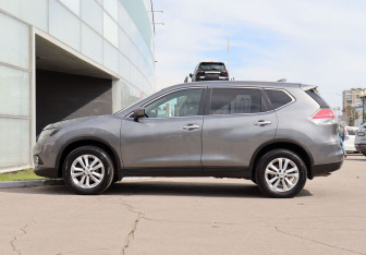 Подержанный автомобиль Nissan X-Trail 2018 года (8 фото)