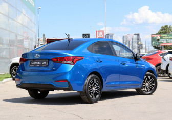 Подержанный автомобиль Hyundai Solaris Sedan 2018 года (5 фото)
