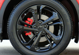 Подержанный автомобиль Geely Coolray 2024 года (9 фото)